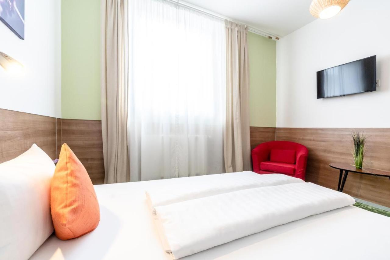 24Seven Apartments - Self Check-In Altdorf  Zewnętrze zdjęcie