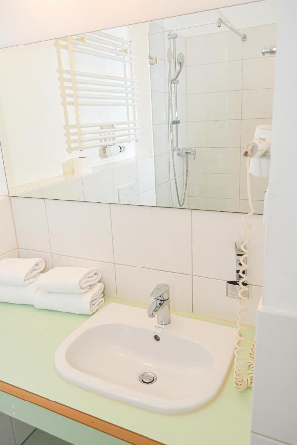 24Seven Apartments - Self Check-In Altdorf  Zewnętrze zdjęcie