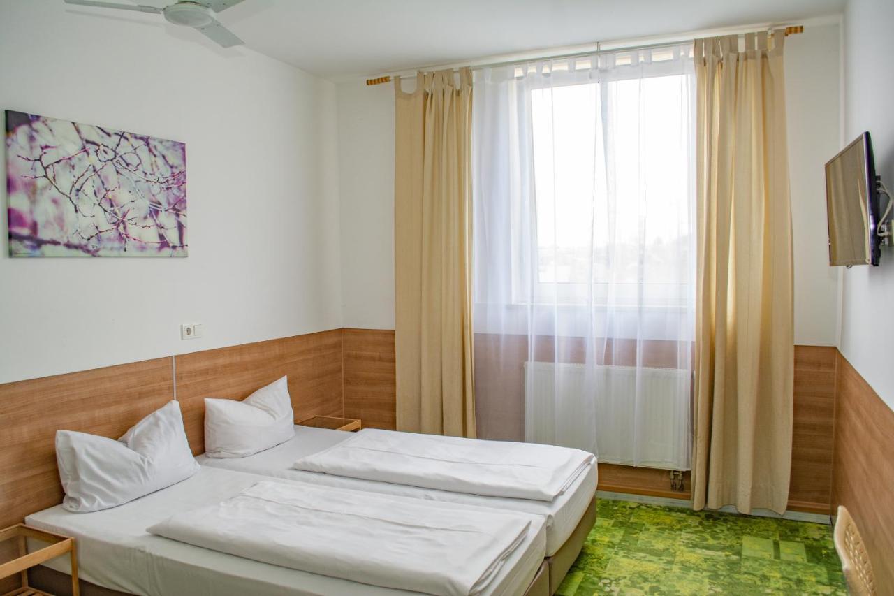 24Seven Apartments - Self Check-In Altdorf  Zewnętrze zdjęcie