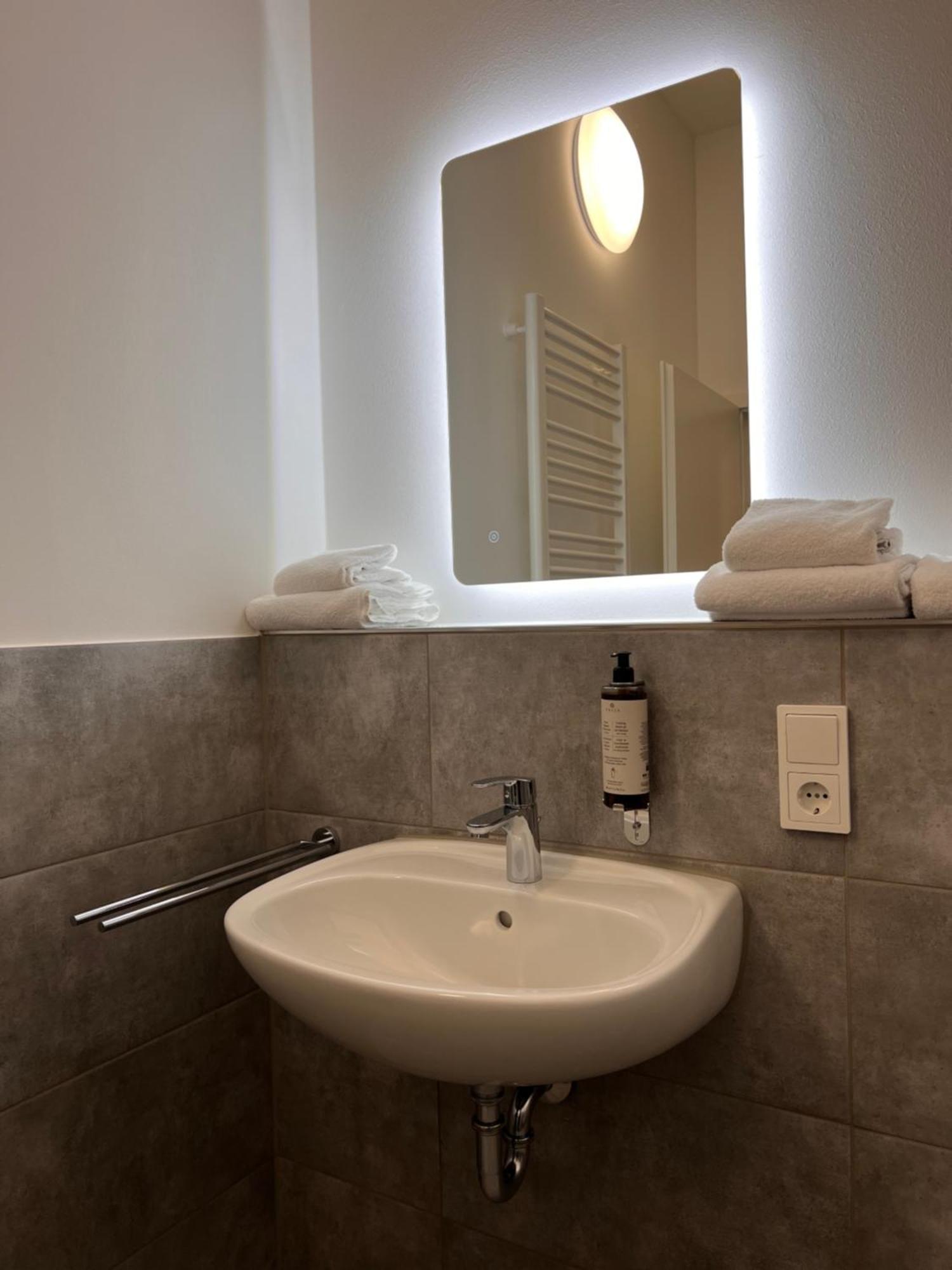 24Seven Apartments - Self Check-In Altdorf  Zewnętrze zdjęcie
