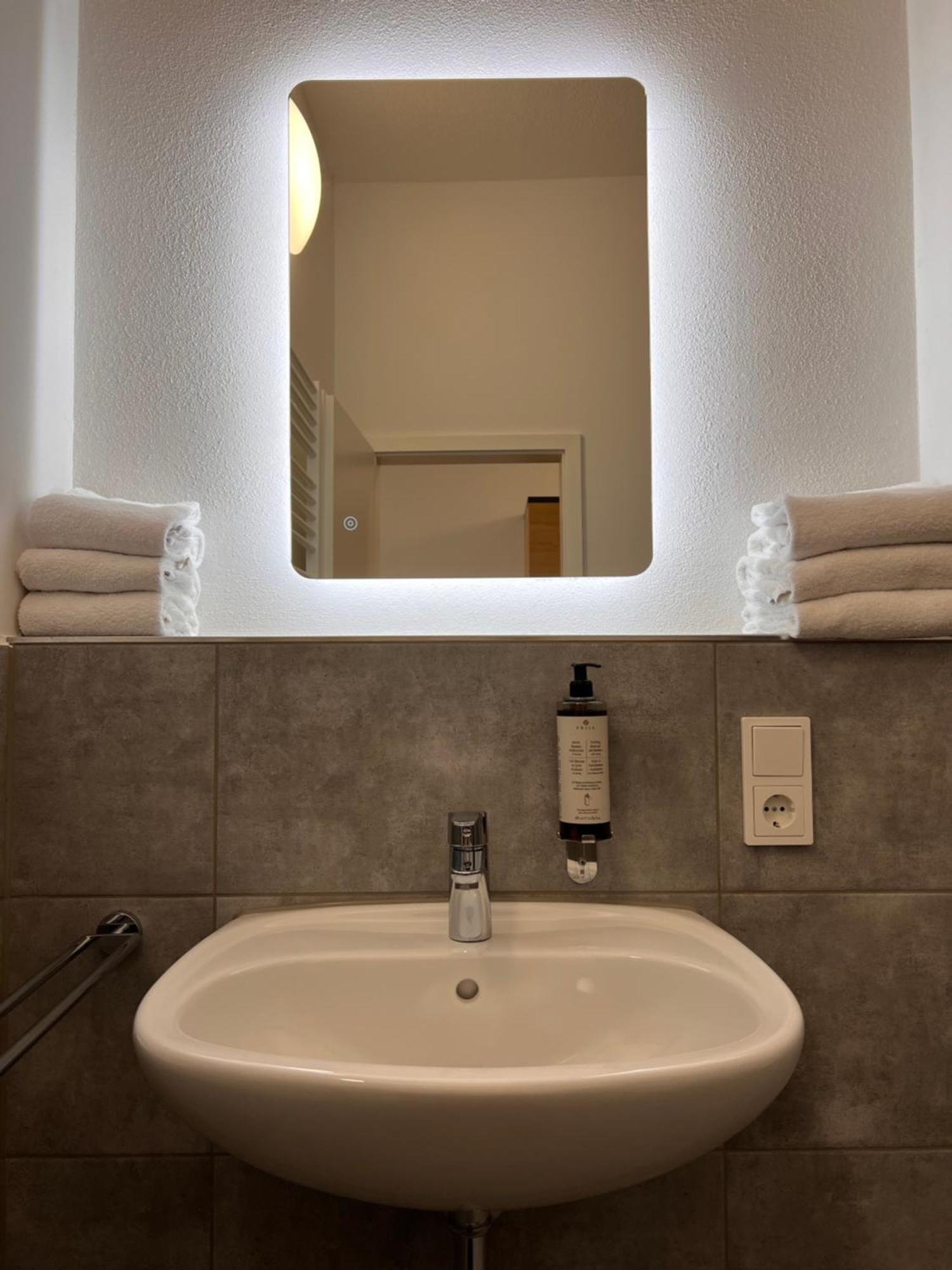 24Seven Apartments - Self Check-In Altdorf  Zewnętrze zdjęcie